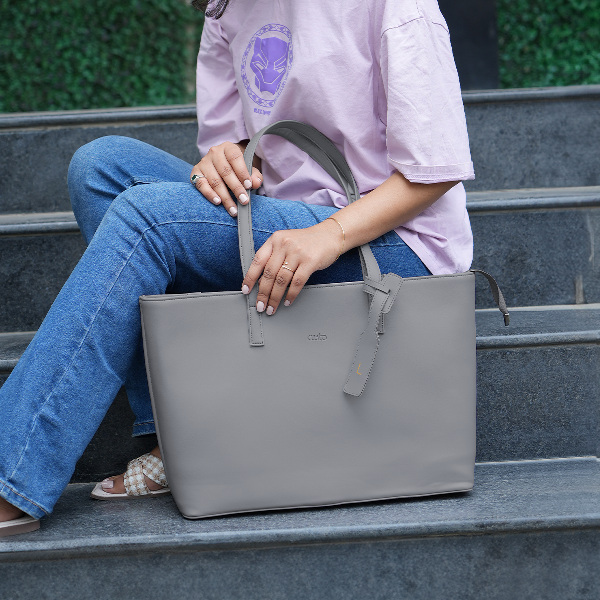 Travel Tote - Smokey Grey