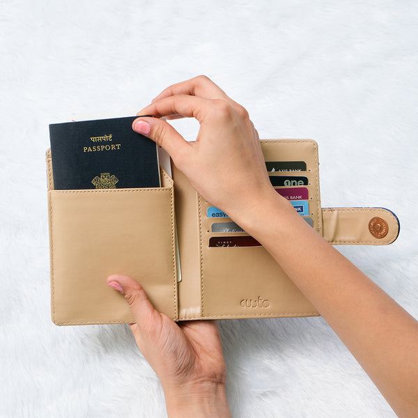 Passport Wallet - Space Black